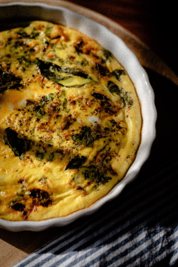 Crustless quiche with sage and basil herbs - naturally gluten free and healthy!