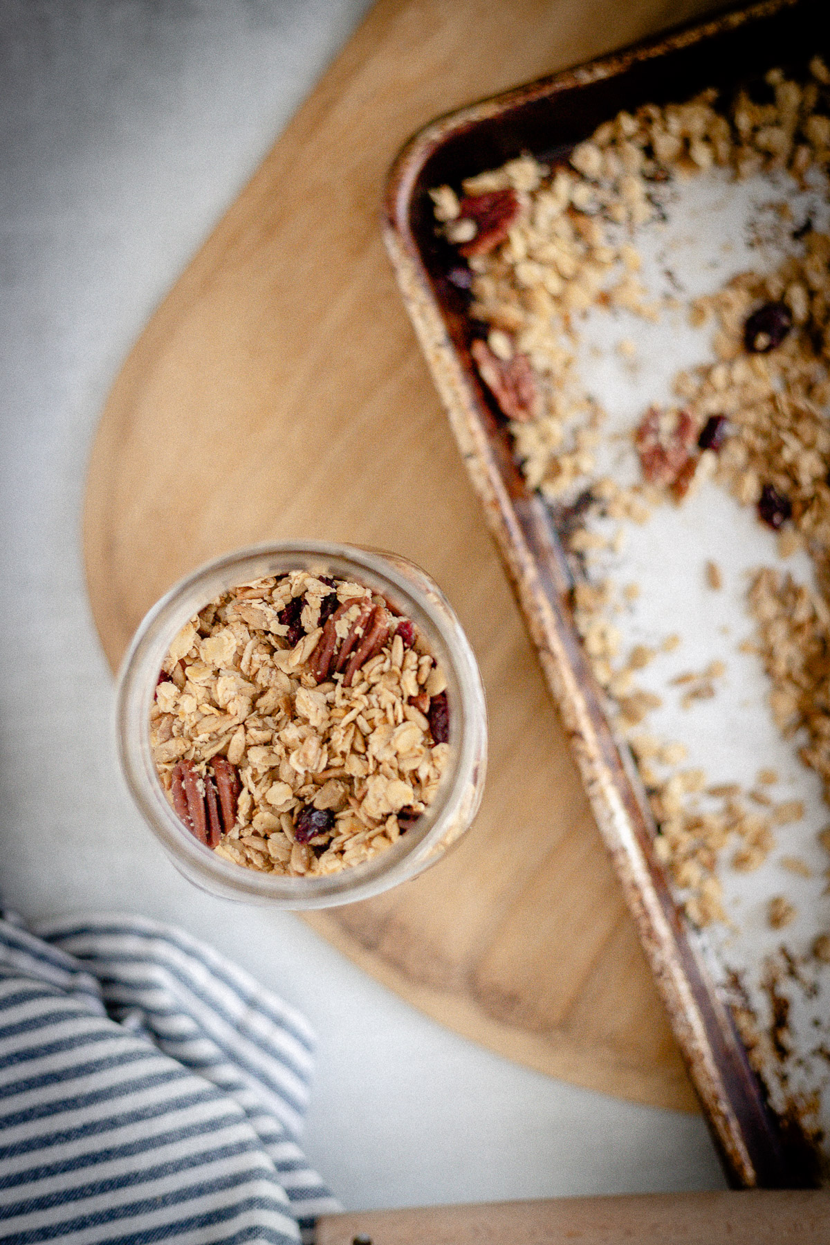 cranberry pecan granola