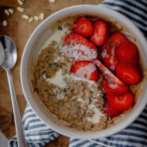 peanut butter protein oatmeal with strawberries