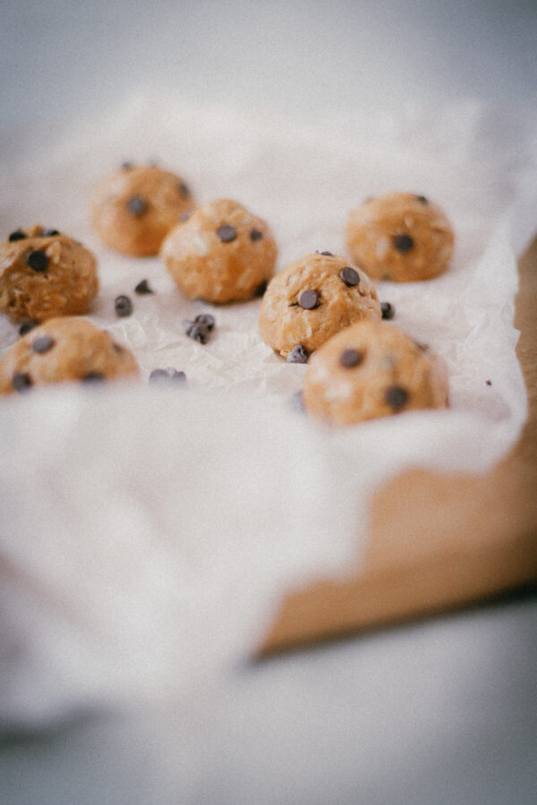 Chocolate Peanut Butter Protein Balls