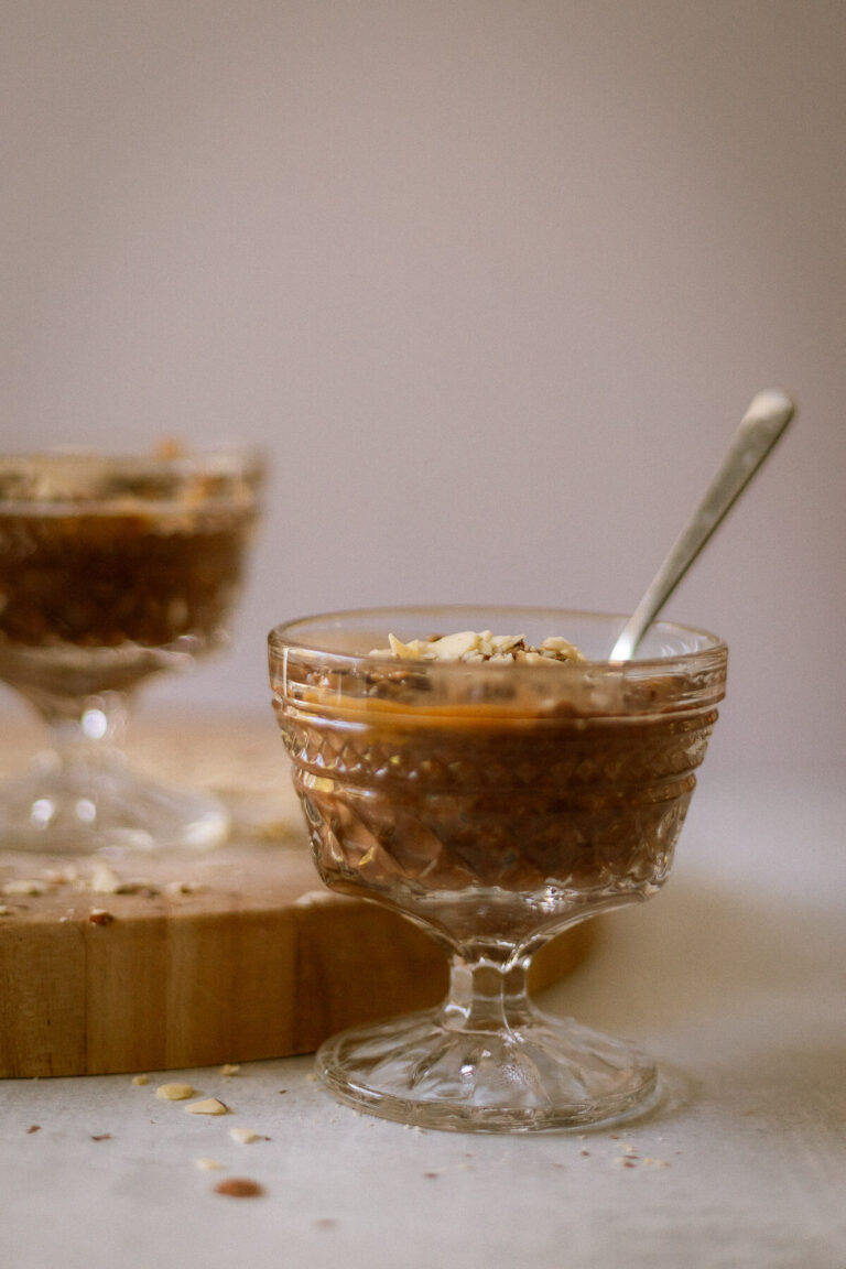chocolate chia peanut butter pudding